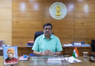 રાષ્ટ્રીય યુવાદિન- સ્વામી વિવેકાનંદજીની જન્મજયંતી નિમિત્તે વર્ચ્યુઅલ યુથ કન્વેન્શનમાં ૨પ૦૦થી વધુ યુવાનો જોડાઈ વિવેકાનંદમય બન્યા 2 રાષ્ટ્રીય યુવાદિન- સ્વામી વિવેકાનંદજીની જન્મજયંતી નિમિત્તે વર્ચ્યુઅલ યુથ કન્વેન્શનમાં ૨પ૦૦થી વધુ યુવાનો જોડાઈ વિવેકાનંદમય બન્યા