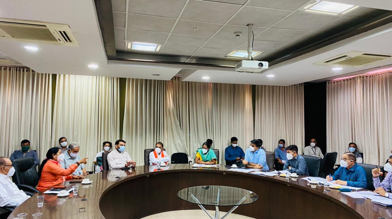 નોવેલ કોરોના વાયરસ કોવીડ-૧૯ કોવીડ-૧૯ના અટકાયતના સઘન પગલાં ભરવા રાજયમંત્રીશ્રીના અધ્યક્ષસ્થાને સમીક્ષા બેઠક યોજાઇ 1 નોવેલ કોરોના વાયરસ કોવીડ-૧૯ કોવીડ-૧૯ના અટકાયતના સઘન પગલાં ભરવા રાજયમંત્રીશ્રીના અધ્યક્ષસ્થાને સમીક્ષા બેઠક યોજાઇ