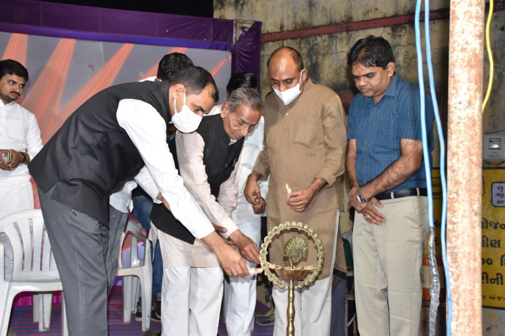 ગાંધીનગર તાલુકાના વીરાતલાવડી ગામ ખાતે આયોજિત ત્રિદિવસીય એન.એસ.એસ.કેમ્પને જિલ્લા કલેકટરના હસ્તે ખુલ્લો મુકાયો 2 ગાંધીનગર તાલુકાના વીરાતલાવડી ગામ ખાતે આયોજિત ત્રિદિવસીય એન.એસ.એસ.કેમ્પને જિલ્લા કલેકટરના હસ્તે ખુલ્લો મુકાયો
