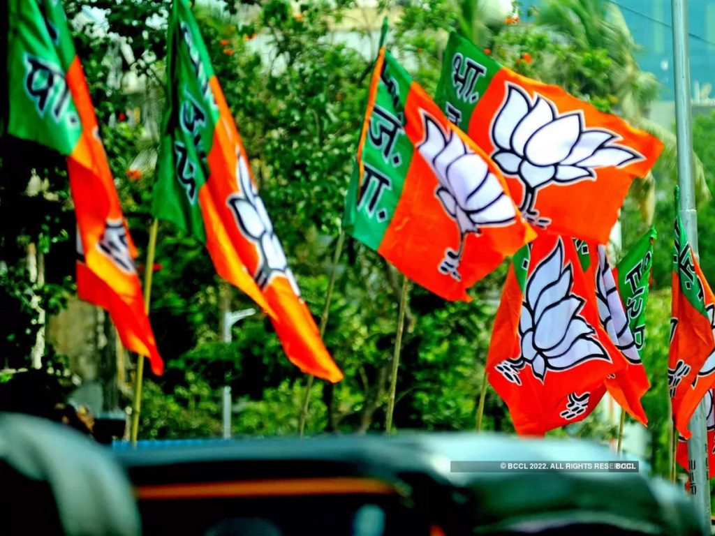 જો 2024માં ભાજપ નિષ્ફળ ગઈ તો કોંગ્રેસ જેવી હાલત થઈ શકે છે...! 1 જો 2024માં ભાજપ નિષ્ફળ ગઈ તો કોંગ્રેસ જેવી હાલત થઈ શકે છે...!