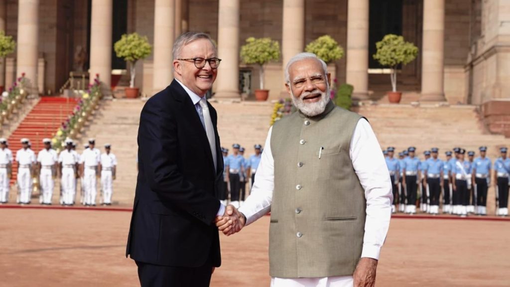 ઓસ્ટ્રેલિયાના PM એન્થની અલ્બેનીઝે કર્યા PM નરેન્દ્ર મોદીના ભરી-ભરીને વખાણ, કરી દીધો આવડો મોટો ખુલાસો 1 ઓસ્ટ્રેલિયાના PM એન્થની અલ્બેનીઝે કર્યા PM નરેન્દ્ર મોદીના ભરી-ભરીને વખાણ, કરી દીધો આવડો મોટો ખુલાસો