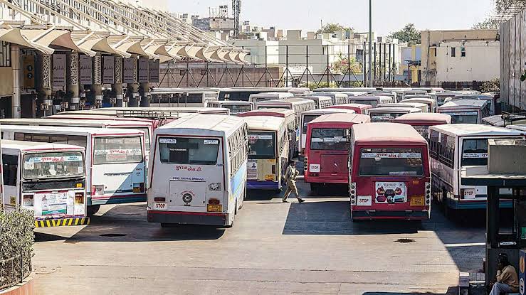 GSRTC દ્વારા રાજ્યમાં દૈનિક 1400થી વધુ એક્સ્ટ્રા એક્સપ્રેસ બસ સર્વિસ સંચાલિત કરાશે 1 GSRTC દ્વારા રાજ્યમાં દૈનિક 1400થી વધુ એક્સ્ટ્રા એક્સપ્રેસ બસ સર્વિસ સંચાલિત કરાશે