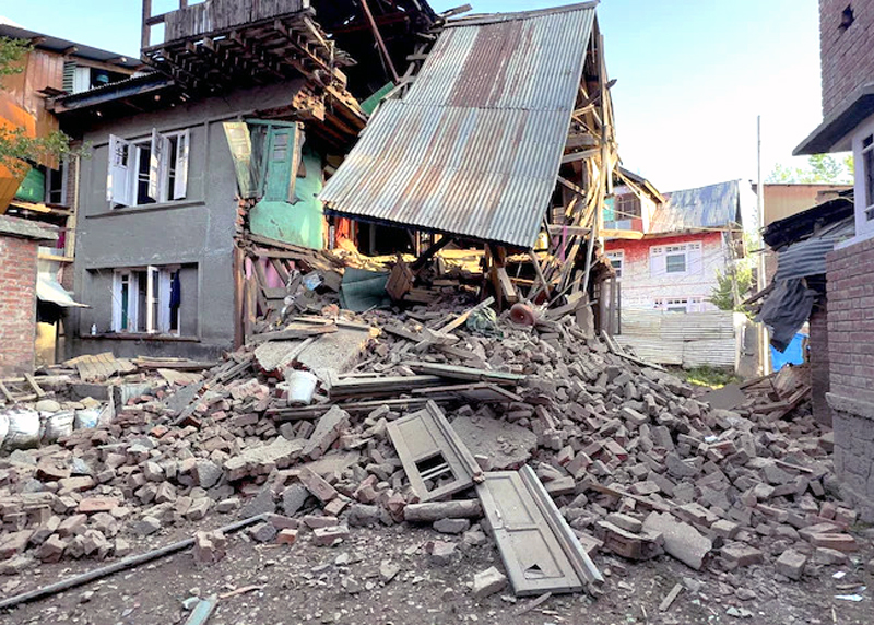 14 TERRORISTS OF JAMMU KASHMIR : પહલગામ હુમલા બાદ સુરક્ષા એજન્સીઓના રડાર પર જમ્મુ-કાશ્મીરના ૧૪ સ્થાનિક આતંકવાદીઓ 2 14 TERRORISTS OF JAMMU KASHMIR : પહલગામ હુમલા બાદ સુરક્ષા એજન્સીઓના રડાર પર જમ્મુ-કાશ્મીરના ૧૪ સ્થાનિક આતંકવાદીઓ 14 TERRORISTS OF JAMMU KASHMIR