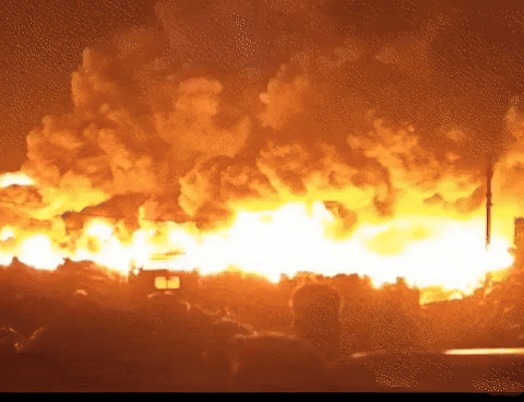 FIRE BREAKS OUT NEAR MUNDRA 1