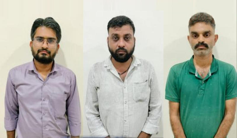 દસ્તાવેજ કરવા માટે 75 હજારની લાંચ લેનાર