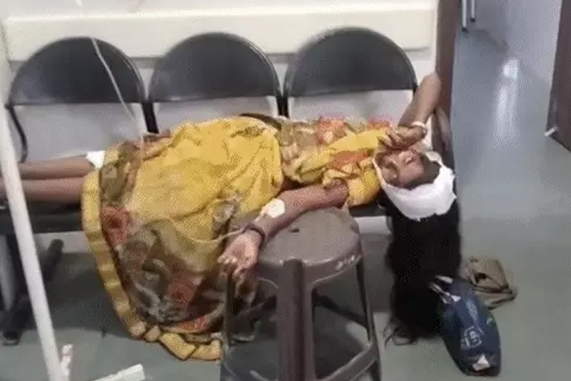 10 મુસાફરો