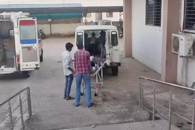 10 મુસાફરો C