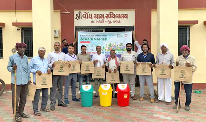 HPCLનું સ્વચ્છતા અભિયાન અંતર્ગત ભચાઉમાં 15 દિવસ સુધી વિદ્યાર્થીઓ સાથે સફાઈ, ચિત્ર સ્પર્ધા અને પર્યાવરણ જાગૃતિના કાર્યક્રમો યોજાયા 1 HPCLનું સ્વચ્છતા અભિયાન અંતર્ગત ભચાઉમાં 15 દિવસ સુધી વિદ્યાર્થીઓ સાથે સફાઈ, ચિત્ર સ્પર્ધા અને પર્યાવરણ જાગૃતિના કાર્યક્રમો યોજાયા HPCL-MDPL