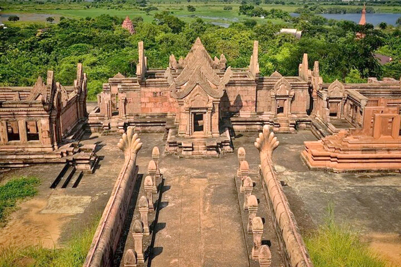 PREAH VIHEAR TEMPLE DISPUTE BETWEEN CAMBODIA AND THAILAND
