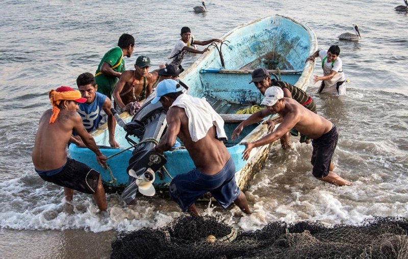 SALAYA FISHERMAN FACING RISK IN FISHING : સલાયા વિસ્તારમાં દરિયાઈ ધોવાણનો ગંભીર ખતરો ઉભો થતા માછીમારોની આજીવિકા પર જોખમ 2 SALAYA FISHERMAN FACING RISK IN FISHING : સલાયા વિસ્તારમાં દરિયાઈ ધોવાણનો ગંભીર ખતરો ઉભો થતા માછીમારોની આજીવિકા પર જોખમ SALAYA FISHERMAN FACING RISK IN FISHING