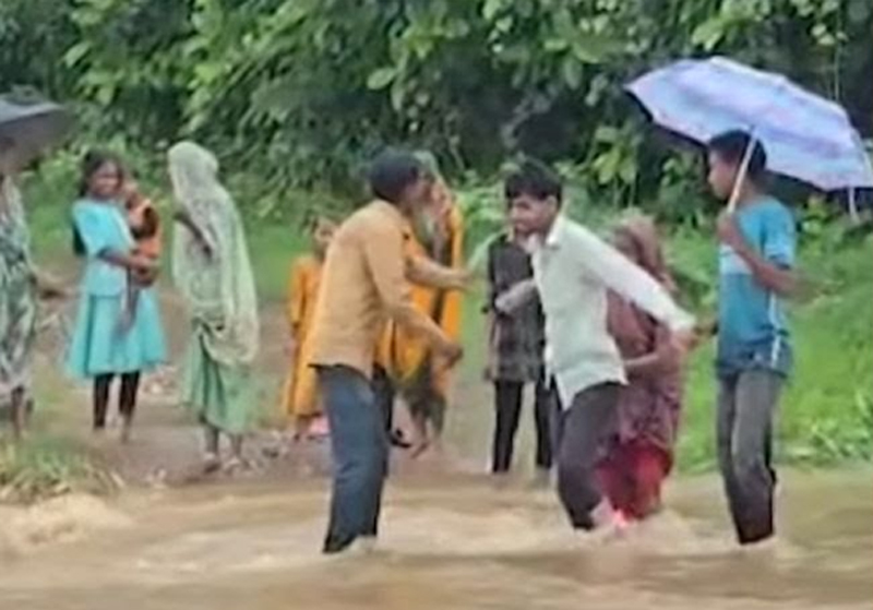 VILLAGE OF MAHISAGAR, RISK TO WATER  CROSSING