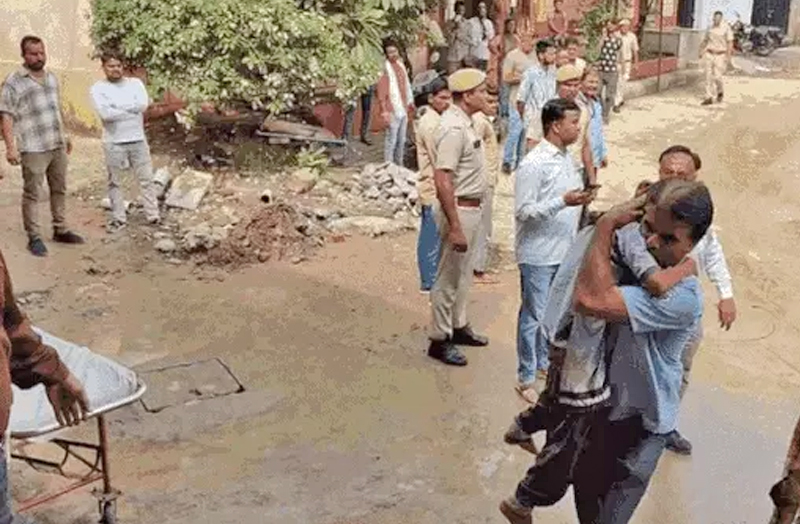 ક્લાસરૂમ ધરાશાયી 2