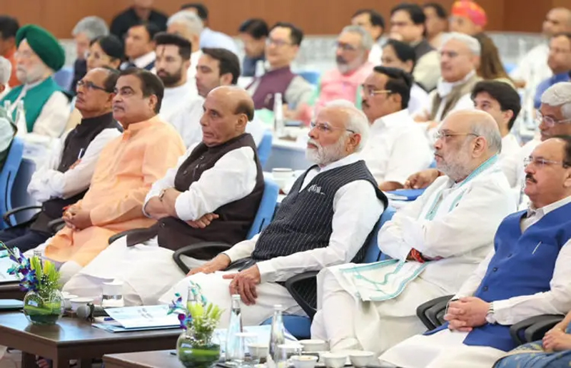 CREAMY LAYER INCOME LIMIT : અનામતમાં બદલાઈ જશે આવકમર્યાદા! ક્રીમી લેયર' પર મોટા એક્શનની તૈયારી 1 CREAMY LAYER INCOME LIMIT : અનામતમાં બદલાઈ જશે આવકમર્યાદા! ક્રીમી લેયર' પર મોટા એક્શનની તૈયારી CREAMY LAYER INCOME LIMIT