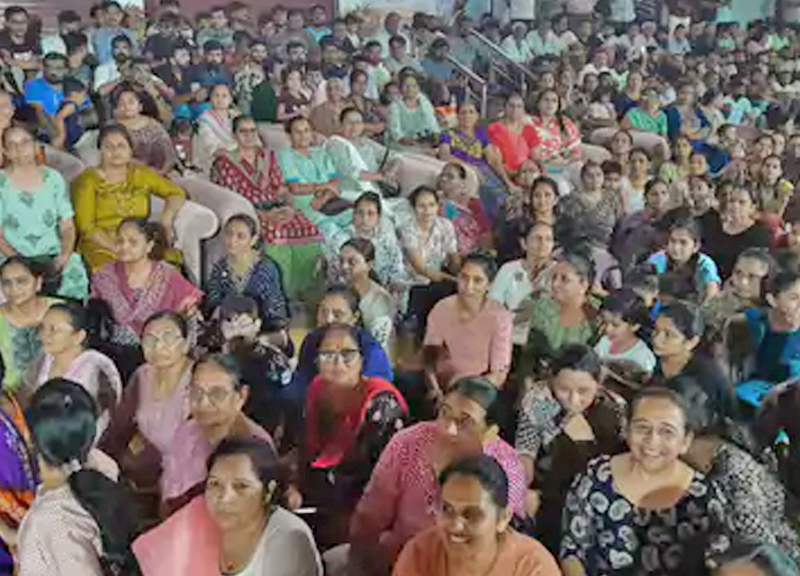DISCO DANDIA PROTEST BY PATIDAR SAMAJ : મોરબીમાં અર્વાચિન દાંડિયા ક્લાસિસમાં વલ્ગારિટી ફેલાતી હોવાનો પાટીદાર સમાજનો દાવો, મોરબીના પાટીદારો મેદાનમાં 4 DISCO DANDIA PROTEST BY PATIDAR SAMAJ : મોરબીમાં અર્વાચિન દાંડિયા ક્લાસિસમાં વલ્ગારિટી ફેલાતી હોવાનો પાટીદાર સમાજનો દાવો, મોરબીના પાટીદારો મેદાનમાં DISCO DANDIA PROTEST BY PATIDAR SAMAJ