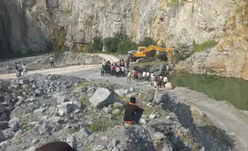 DUMPER  ACCIDENT IN VIJAPUR