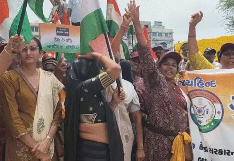 FIERCE CLASH  IN GANDHINAGAR