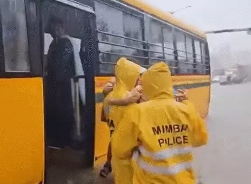 HEAVY RAINS IN MUMBAI