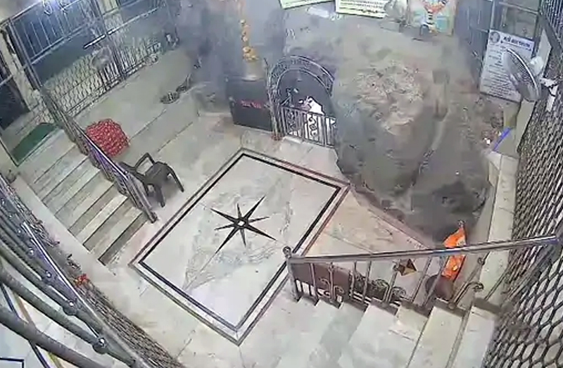 THEFT IN 4 TEMPLE AT  PARNERA