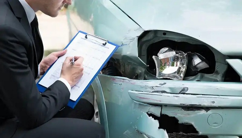DRIVING LICENCE : કોર્ટનો આદેશ, વીમા કંપનીએ ડ્રાઇવિંગ લાઇસન્સ સમાપ્ત થયા પછી પણ 30 દિવસ સુધી અકસ્માત અંગે વીમો ચૂકવવો પડશે 2 DRIVING LICENCE : કોર્ટનો આદેશ, વીમા કંપનીએ ડ્રાઇવિંગ લાઇસન્સ સમાપ્ત થયા પછી પણ 30 દિવસ સુધી અકસ્માત અંગે વીમો ચૂકવવો પડશે DRIVING LICENCE